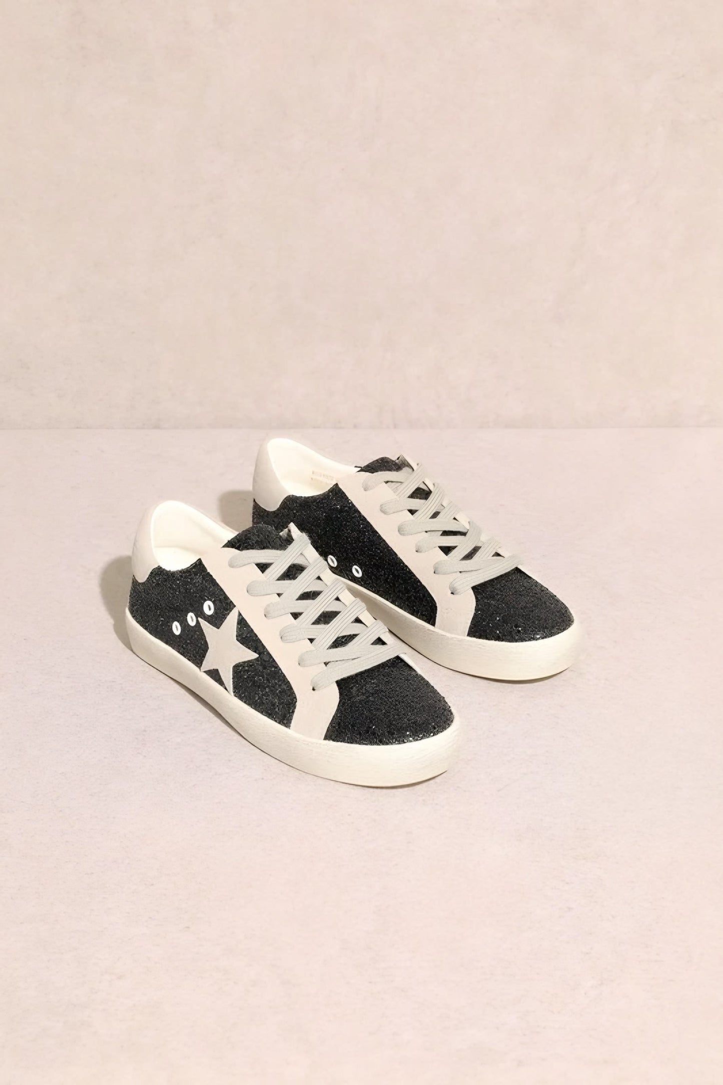 Black Star Light Glitter Sneakers