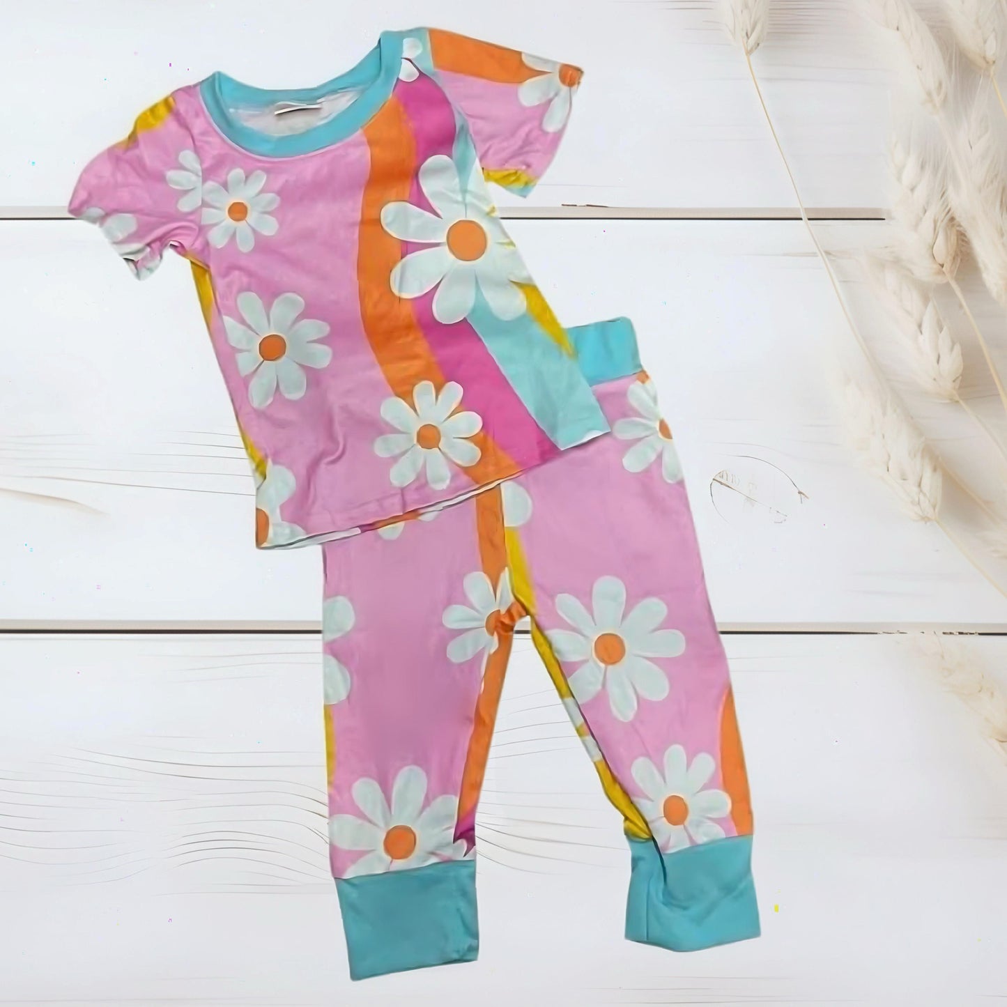 Girls Groovy Pajamas Set